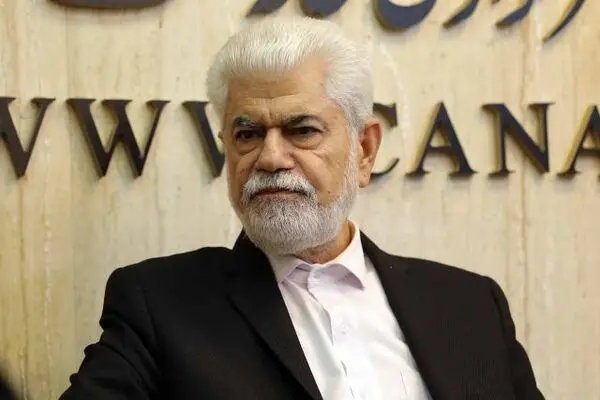 رییس کمیسیون بهداشت و درمان مجلس : واگذاری «شفادارو» توسط بانک ملی، گامی ضروری برای تحول و ارتقای صنعت داروسازی است