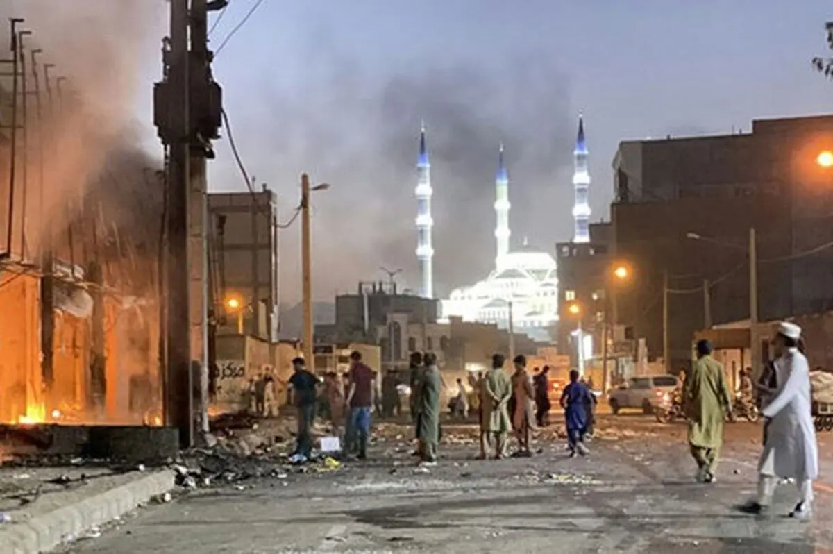 حمله تروریستی به کلانتری ۱۶ زاهدان 
