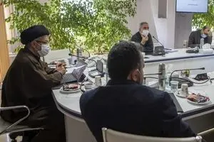 تدوین سند تحول پشت درب‌های بسته