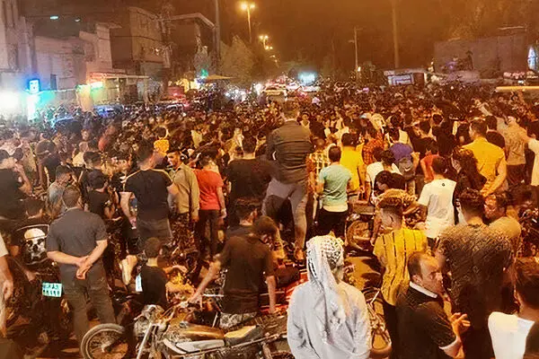 از نگاه شرق‌شناسانه به خوزستان دست بردارید