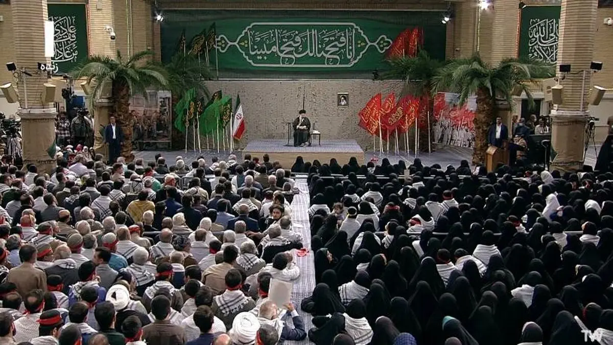 دیدار پیشکسوتان و فعالان دفاع مقدس با رهبر انقلاب