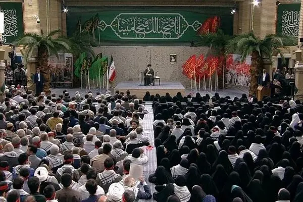 دیدار پیشکسوتان و فعالان دفاع مقدس با رهبر انقلاب