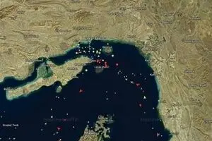 تردد کشتی‌ها از تنگه هرمز به پایین‌ترین سطح رسید؛ عبور تنها ۱۱ شناور در ۲۴ ساعت گذشته