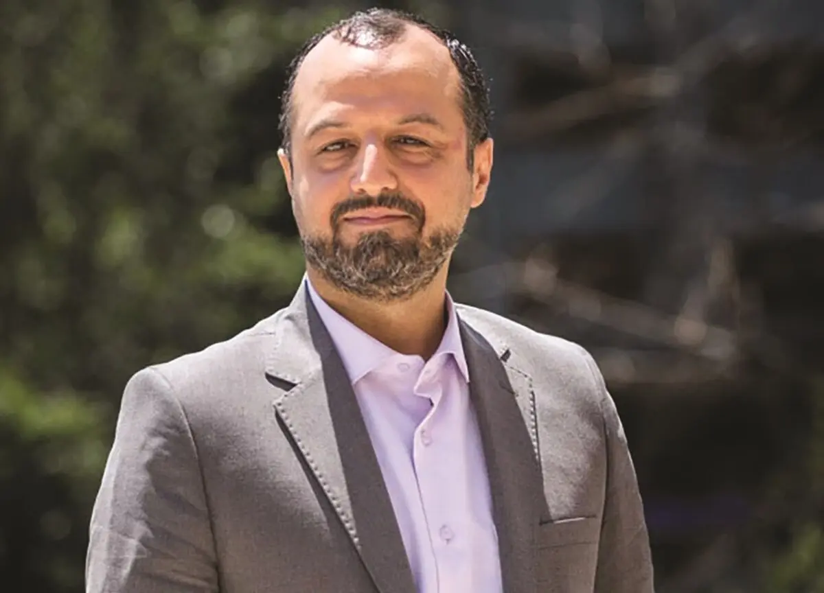 نورافکنی بر تاریک‌خانه‌ی دولت‌ها