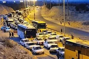 ترافیک سنگین در مسیرهای ایلام و مهران؛ بیش از ۶۰ درصد زائران مرز مهران را انتخاب کردند
