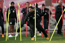 فیزیوتراپ‭ ‬تیم‭ ‬فوتبال‭ ‬پرسپولیس: مهدی‭ ‬طارمی‭ ‬برای‭ ‬دیدار‭ ‬با‭ ‬النصر‭ ‬مشکلی‭ ‬ندارد‭