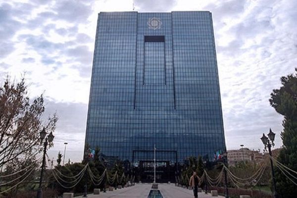 بانک مرکزی به درگاه ملی مجوزها متصل نشده است