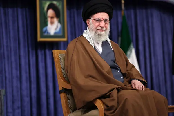 ایران مظهر امید است و جوان ایرانی توان رسیدن به قله را دارد