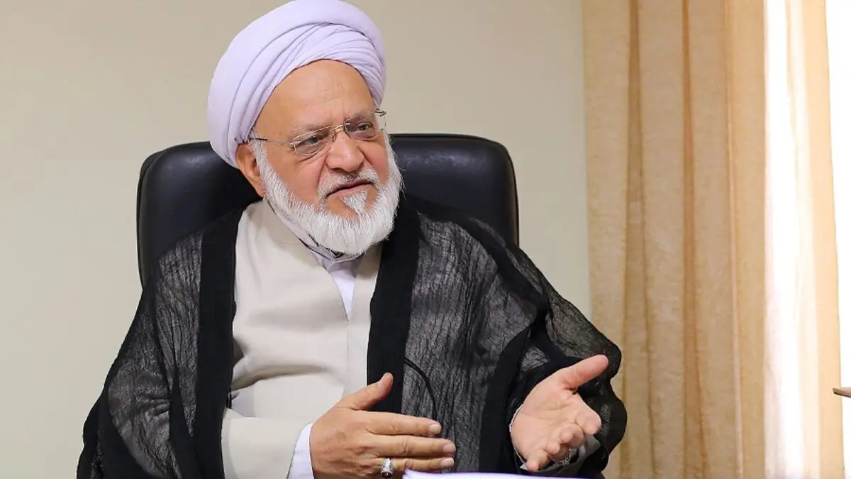 هشدار به اصولگرایان درباره رفتار احمدی‌نژاد