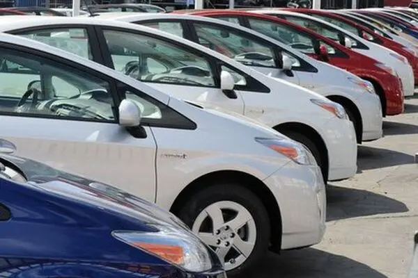 آغاز ثبت‌نام ۱۰ خودرو وارداتی از امروز