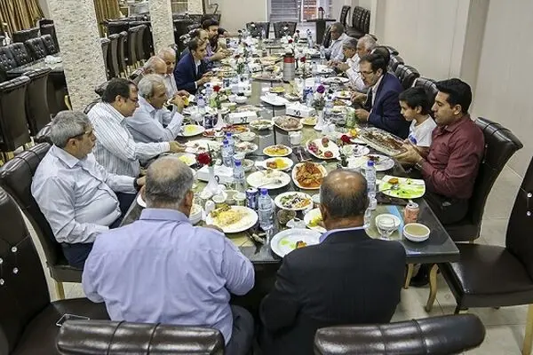 ماه عسل کارمندان دولت