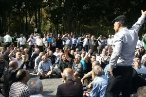 گرفتن حقوق قانونی با چنگ و دندان