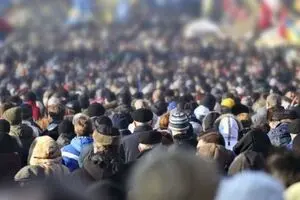 معاون وزیر بهداشت: بحران جمعیت، مهم‌تر از جنگ است