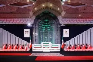 کدام مقامات خارجی برای ادای احترام به رهبر شهید به ایران آمدند؟ | فهرست حاضران در مراسم ۱۲ تیر ۱۴۰۵