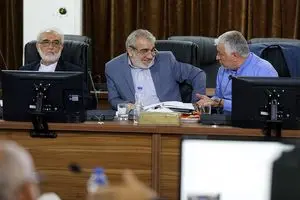 اختلاف در هیئت عالی نظارت