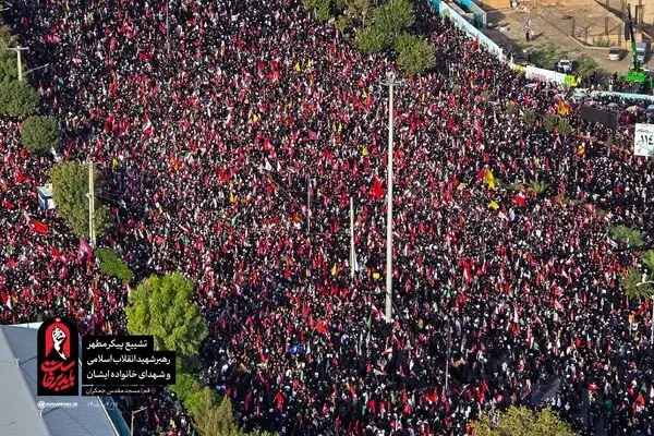 صف ۷ کیلومتری نماز از مسجد جمکران تا حرم حضرت معصومه؛ بازتاب جهانی یک اجتماع کم‌نظیر