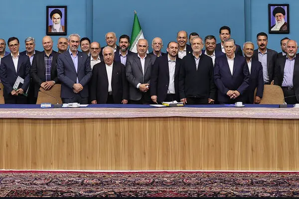 چالش‌های ارزی تولیدکنندگان در ایران؛ بن‌بست تخصیص ارز و راهکارهای بخش خصوصی