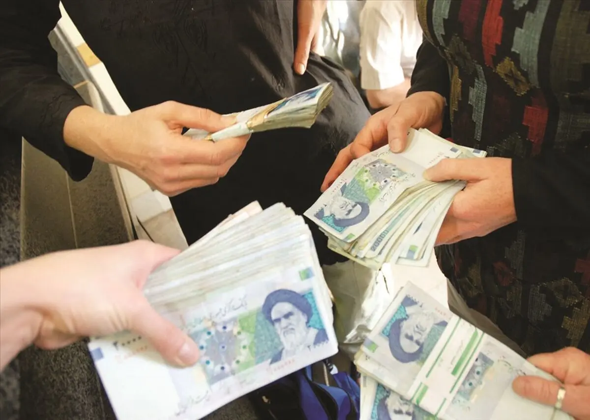 راه حفظ ارزش پول از نرخ دلار می گذرد؟