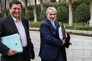 نه نوبخت نه همتی، هیچ کس مسئولیت استقراض را نمی پذیرد