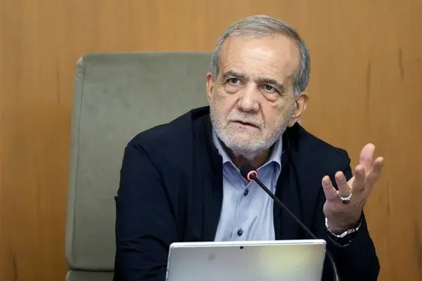 پزشکیان: مردم در صحنه باشند؛ ما تسلیم نمی‌شویم