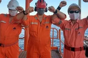 چرا وزارت نفت تنها بخشی از معترضان را می‌بیند؟