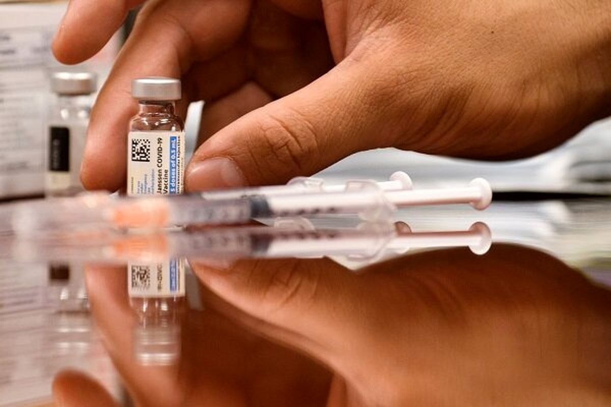 چرایی توزیع خارج از شبکه‌ی دارو و واکسن