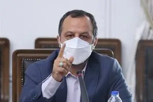 وزیر اقتصاد: حذف ارز ۴۲۰۰ تومانی به تعویق افتاد‌