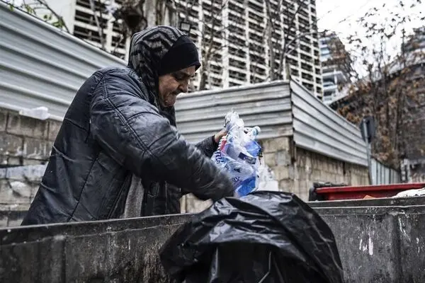 تهران، شهر دوست‌دار مستضعفان