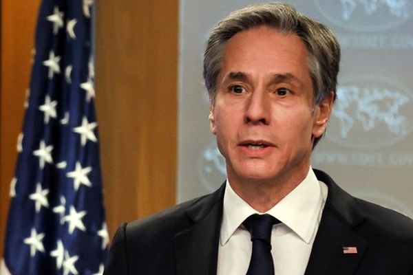دعوت اتحادیه اروپا از وزیر خارجه آمریکا برای گفت‌وگو درباره ایران
