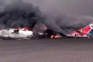 آخرین هواپیمای غیرنظامی یمن منهدم شد