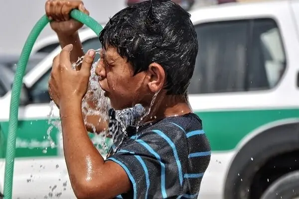 ثبت دما بالای ۴۰ درجه در ۱۷۰ ایستگاه هواشناسی