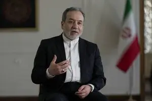 عراقچی خطاب به صدراعظم آلمان: کمی هم شرم داشته باشید