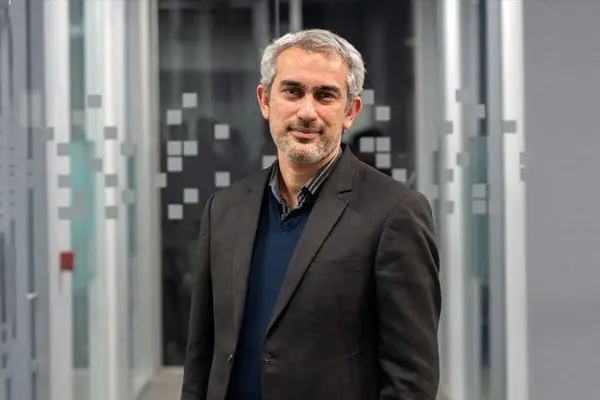 سوابق مدنیزاده در یک نگاه