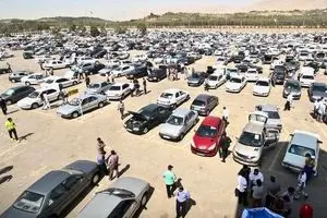 بازار خودرو همچنان در رکود
