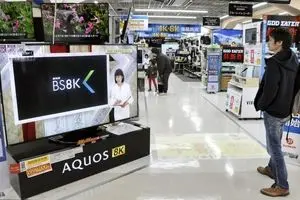 تلویزیون‌های ملی در کشورهای دیگر چه می‌کنند؟