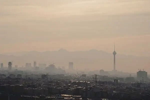 گرد و خاک به پایتخت می‌رسد