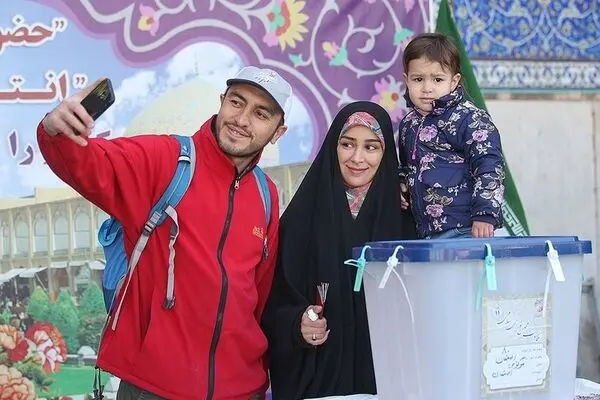 ثبت نام انتخابات ۱۴۰۰ موبایلی شد