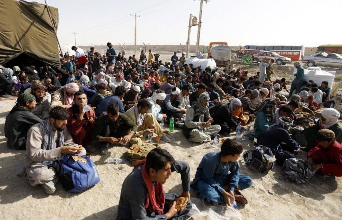 بازگرداندن بیش از ۲ هزار تبعه غیر مجاز افغان از گذر مرزی زابل