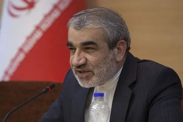 کدخدایی: موافق رفراندوم قانونی هستیم نه رفراندوم چماقی