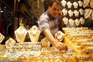 قیمت طلا امروز ۲۲ تیر ۱۴۰۵؛ رشد جزئی طلا و سکه در بازار تهران همزمان با افت اونس جهانی