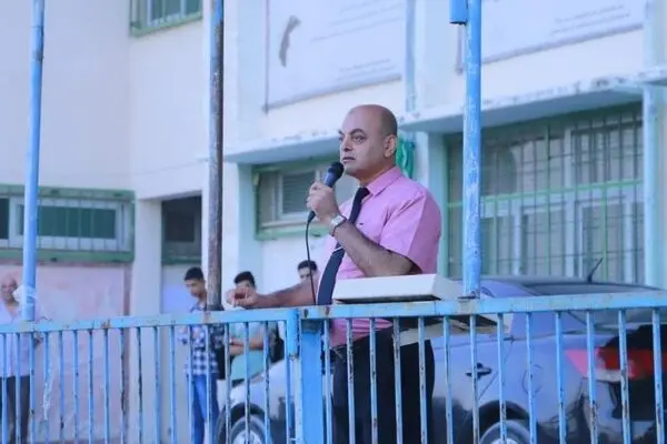 مدیر مدرسه