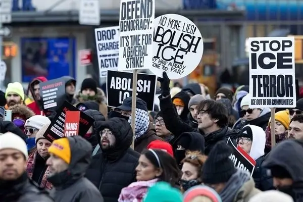 اعتراضات سراسری در آمریکا علیه قتل یک پرستار به دست مأموران فدرال