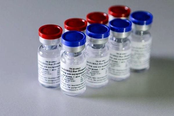اولین محموله واکسن کرونا ١۶ بهمن وارد ایران می‌شود