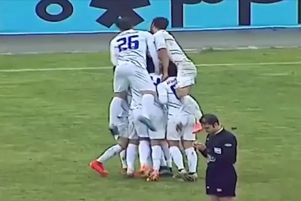 شادی بعد از گلی که مصدومیت بدنبال داشت!