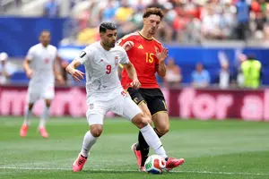 ایران ۰ - بلژیک ۰ تا دقیقه ۳۰؛ گل طارمی با VAR مردود شد