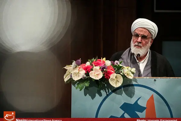 ماجرای نامه دختر ۱۶ ساله از حرم امیرالمومنین به رهبر انقلاب