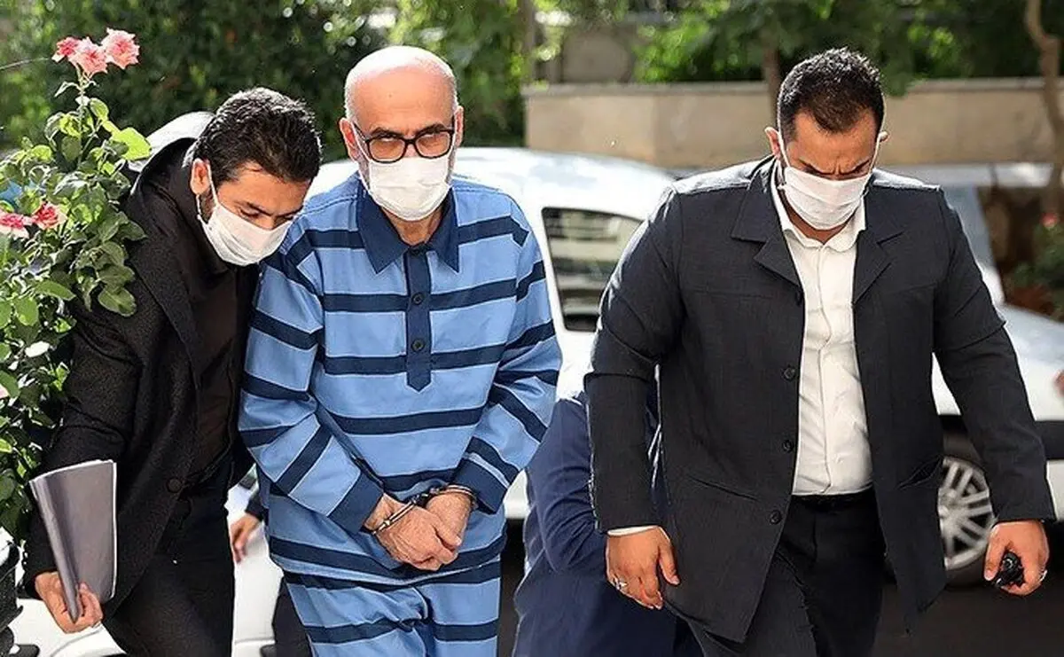 اکبر طبری به اوین بازگشت