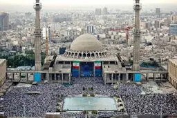 آماده‌سازی مصلای بزرگ تهران برای آیین وداع با پیکر مطهر امام قائد شهید