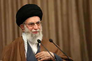 رهبر انقلاب: اشرار عالم در مقابل انقلاب صف کشیدند