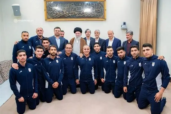 دیدار ملی‌پوشان فوتسال با مقام معظم رهبری